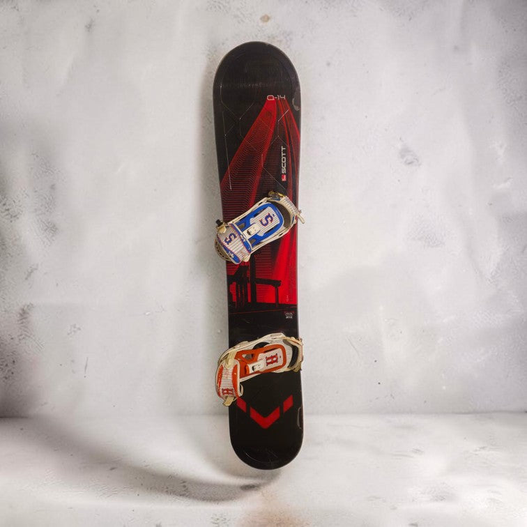 Snowboard SCOTT USA – 162 cm – Negru și roșu, cu legături incluse