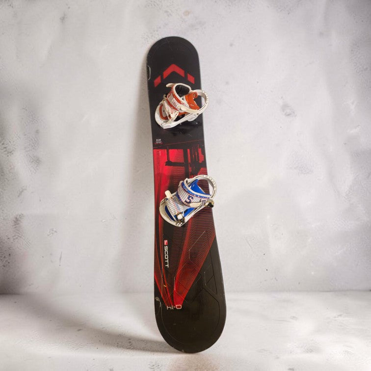 Snowboard SCOTT USA – 162 cm – Negru și roșu, cu legături incluse
