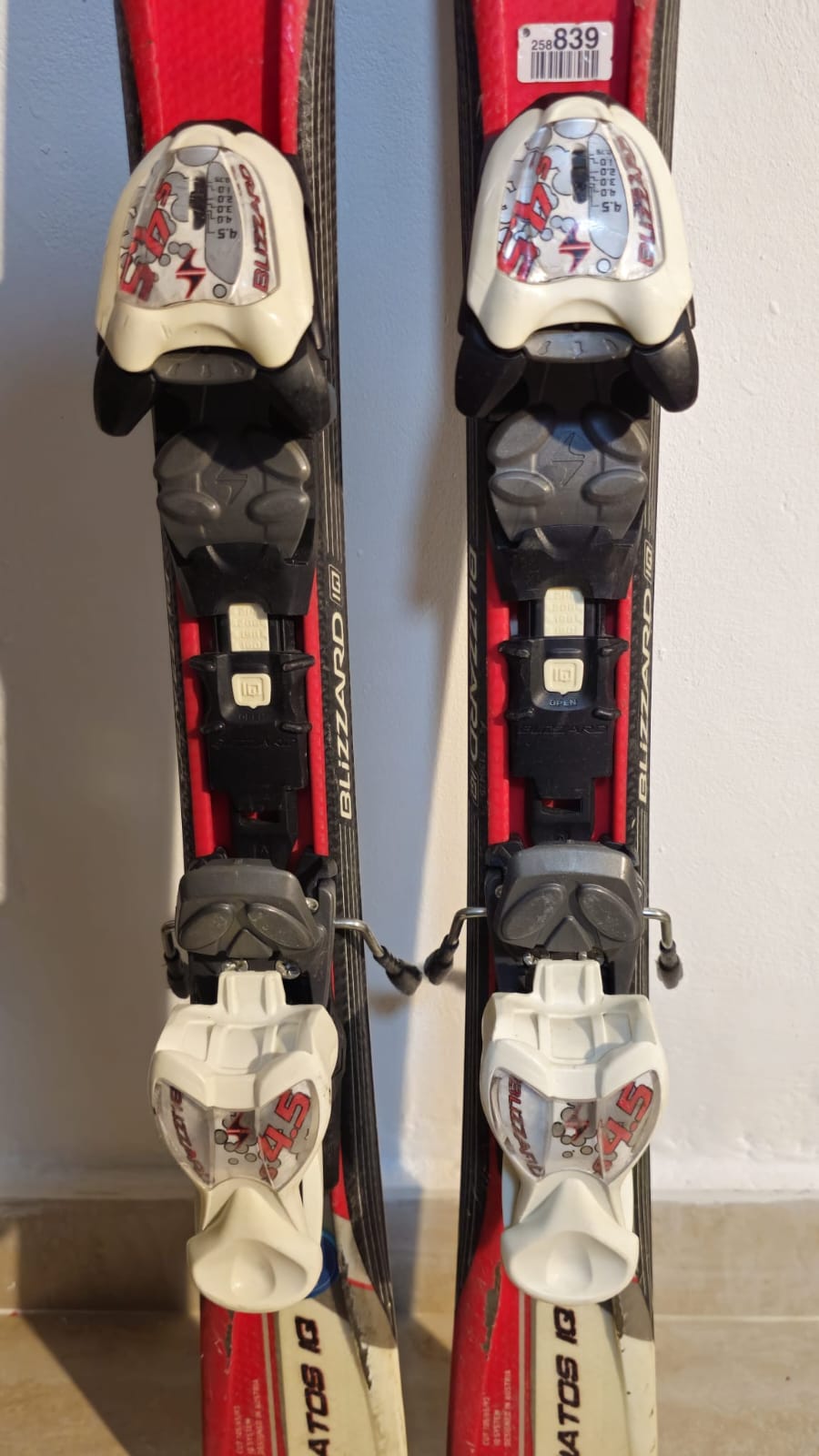 Schiuri Blizzard Stratos IQ – Performanță și control pe pârtie!