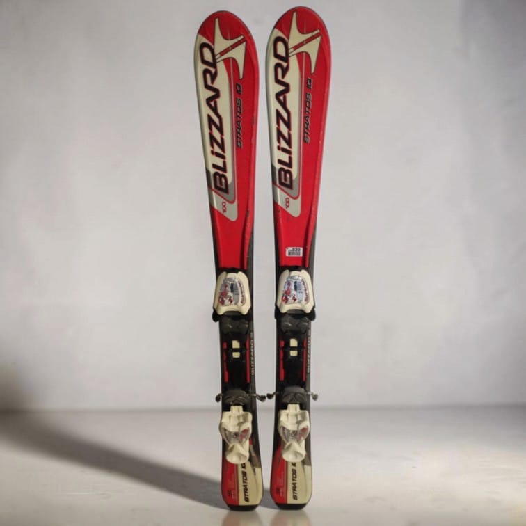 Schiuri Blizzard Stratos IQ – Performanță și control pe pârtie!