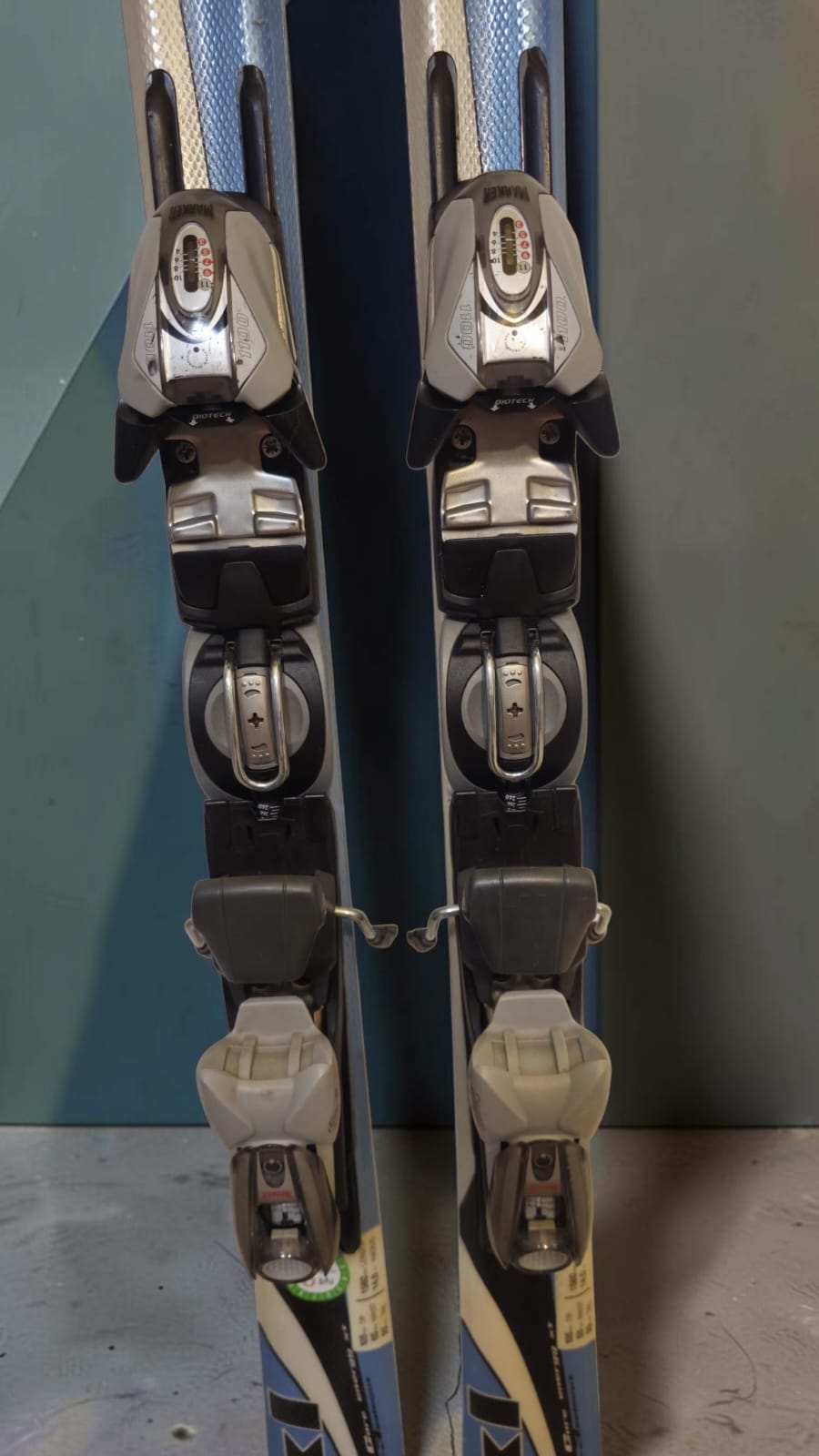 K2 – schiuri carving – stare aproape nouă