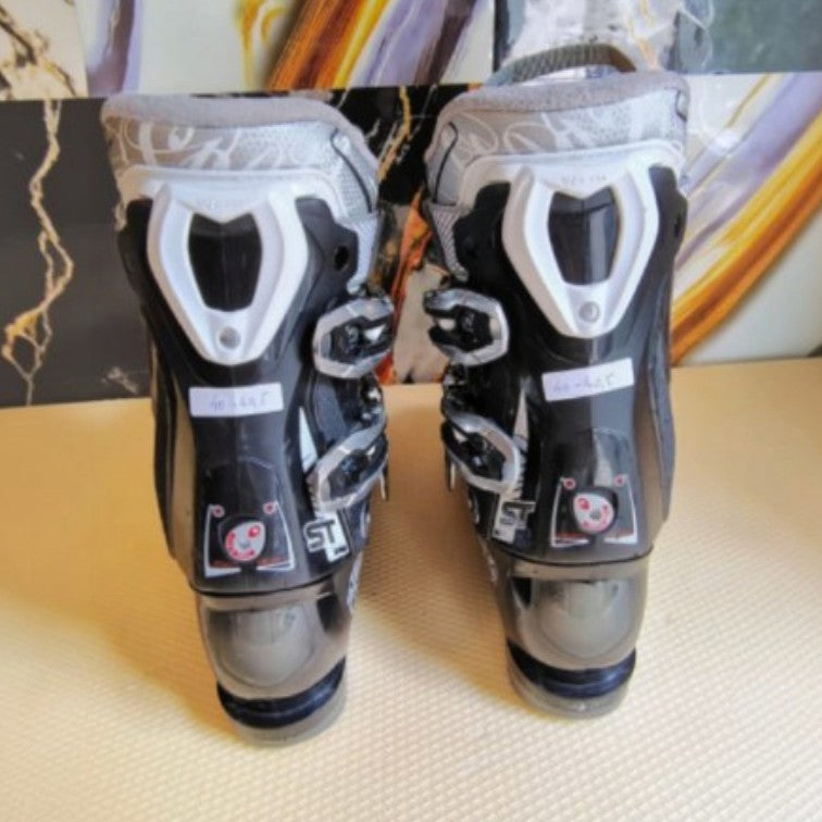 Clăpari de schi NORDICA – Mărimea 40–40,5