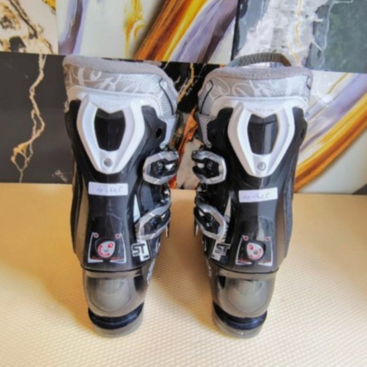 Clăpari de schi NORDICA – Mărimea 40–40,5