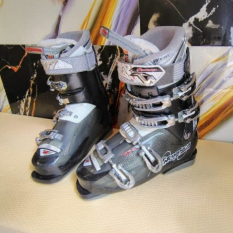 Clăpari de schi NORDICA – Mărimea 40–40,5