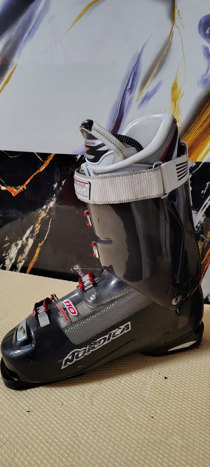 Clăpari Nordica Speedmachine – Mărimea 44 – Performanță și control!