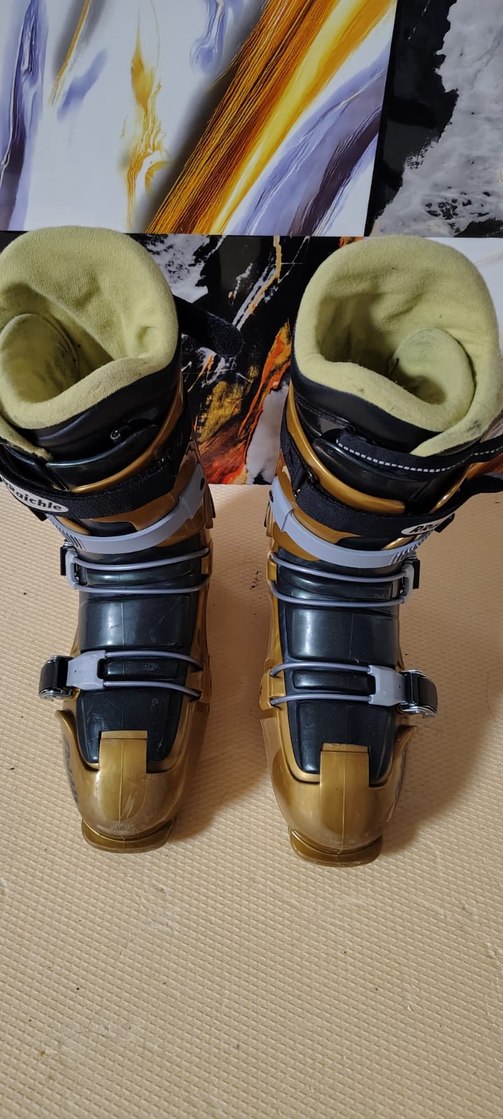 Clăpari Raichle 313 Gold Edition – Mărimea 44 – Design deosebit!