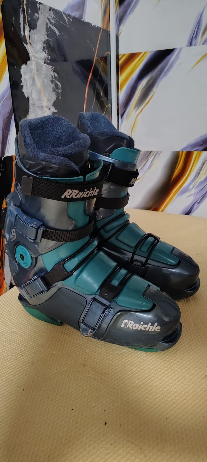 Clăpari Raichle 123 – Mărimea 44 – Cu sistem Walk/Ski!