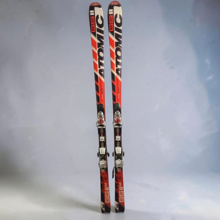 Schiuri Atomic GS:11 Race 181 cm + Legături Premium Atomic Neox – Stare Impecabilă