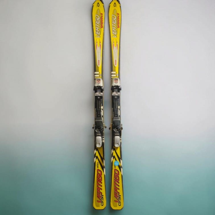 Schiuri Völkl GSR 160 cu legături Marker – 160 cm