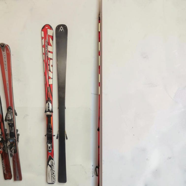 Schiuri Völkl Tiger – cu legături