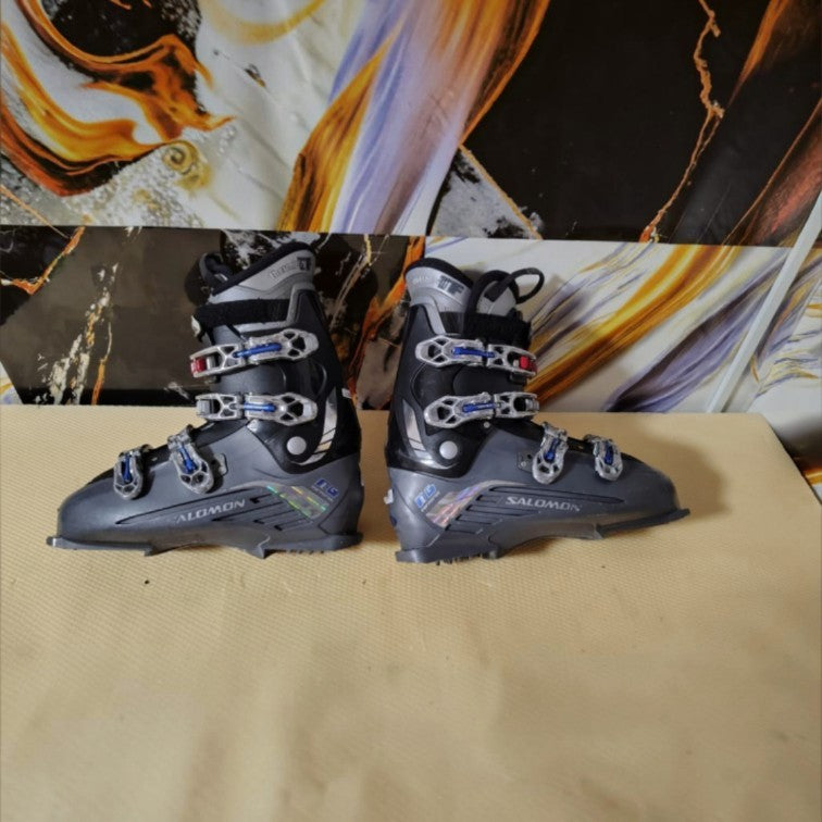 Clăpari Salomon Performer MG – Mărimea 47-48 (30.5 MP) – Confort pentru picioare mari!